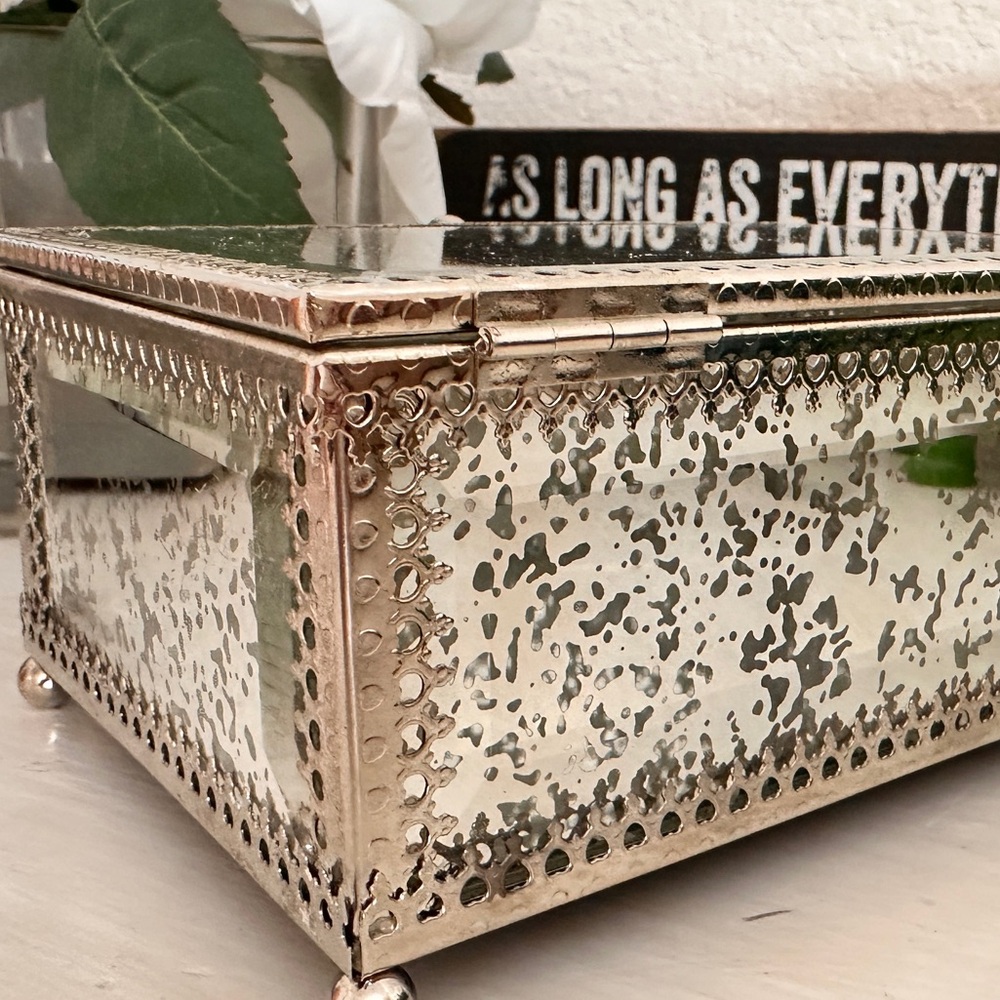 Nicole Miller Home Mirrored Silver Jewelry Box Trinket - Picture 4 of 12